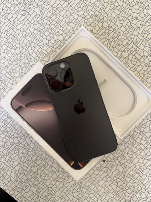 Iphone 16 pro + Apple MagSafe Case