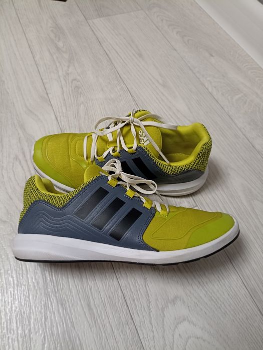 Кроссовки ADIDAS, оригинал. Производство Вьетнам.