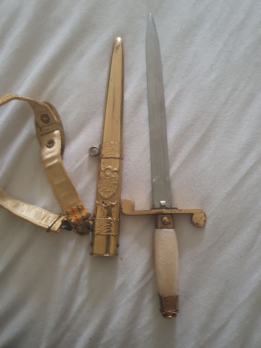 Cuțit vechi de colectie