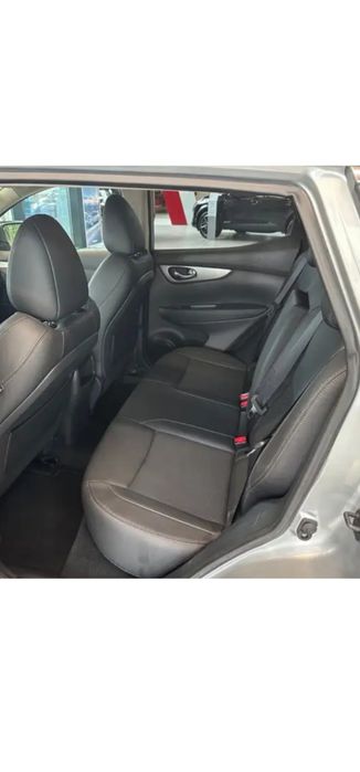 Vând Nissan Qashqai 1,3DIG-T- TEKNA 2×4