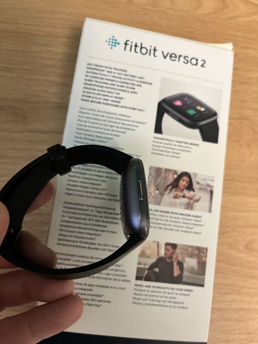 Bratara fitness / ceas smartwach fitbit versa 2