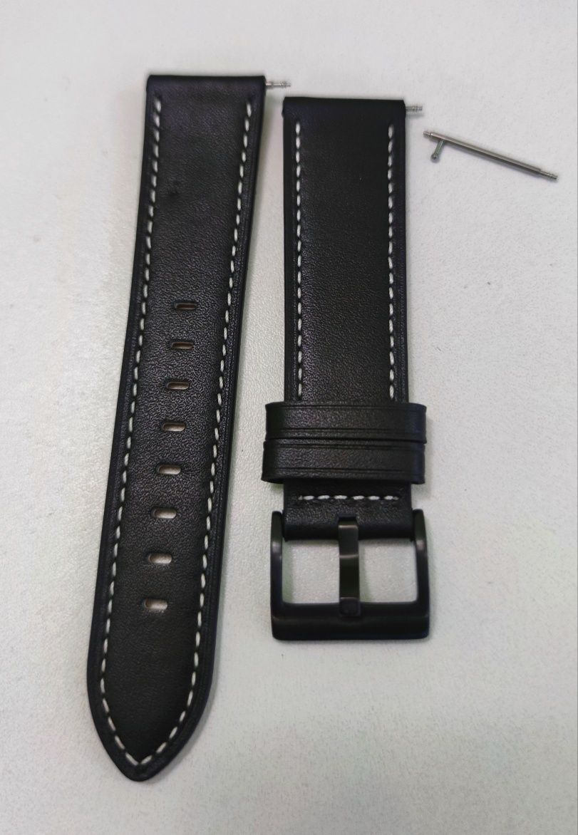 Нова кожена каишка за часовник Fitbit Versa 2