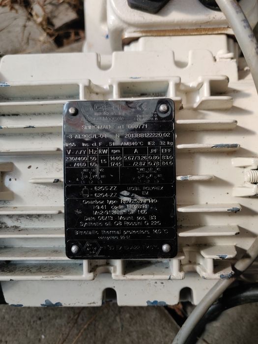 Motor cu reductor linear