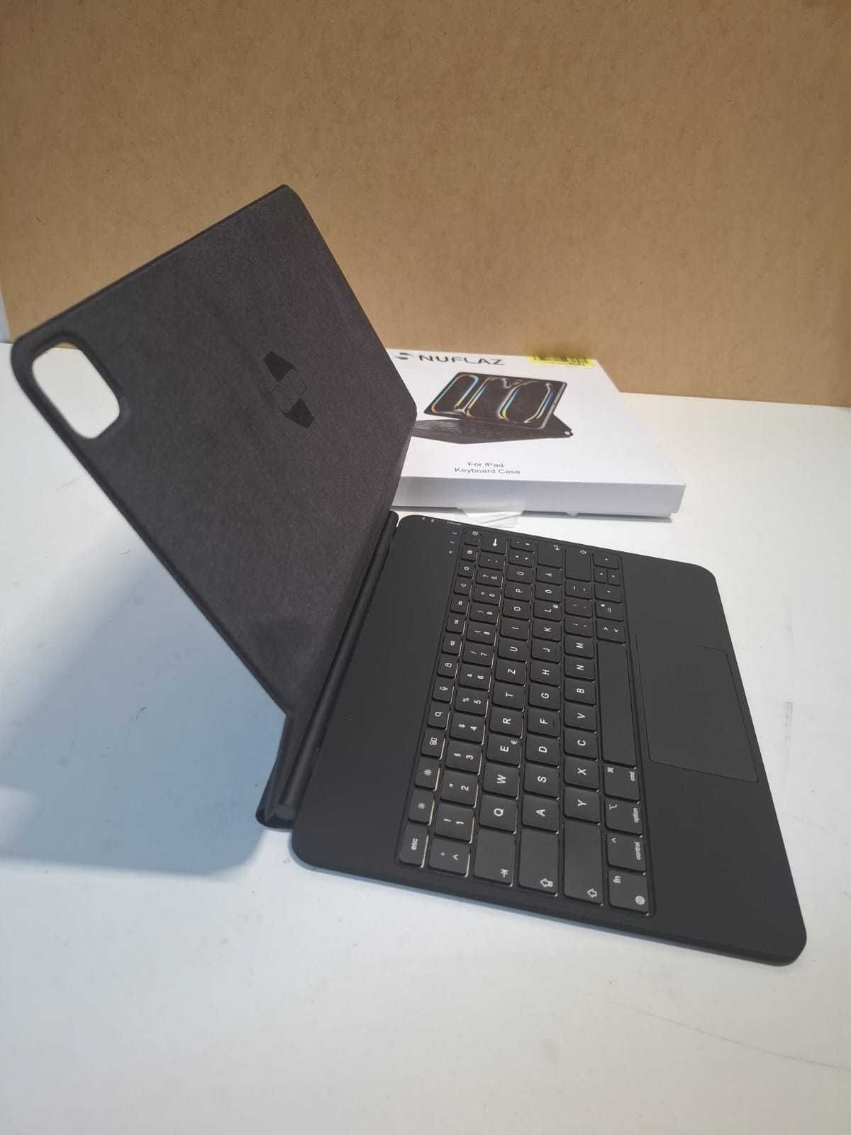 Tastatură Nuflaz iPad 13"/12.9", QWERTY ES, cu trackpad, husă