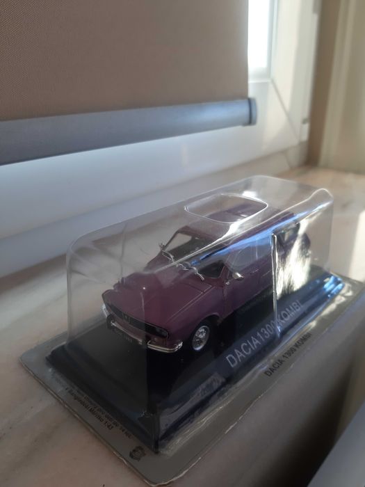 Dacia break 1300 Kombi, produs NOU, 1:43 , mov, ambalaj stare perfecta