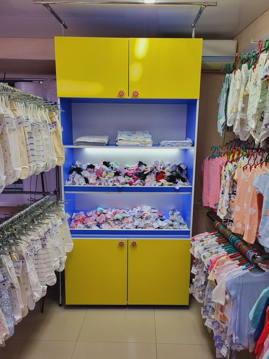 Продам Шкаф витрина, стелаж, с подсветкой