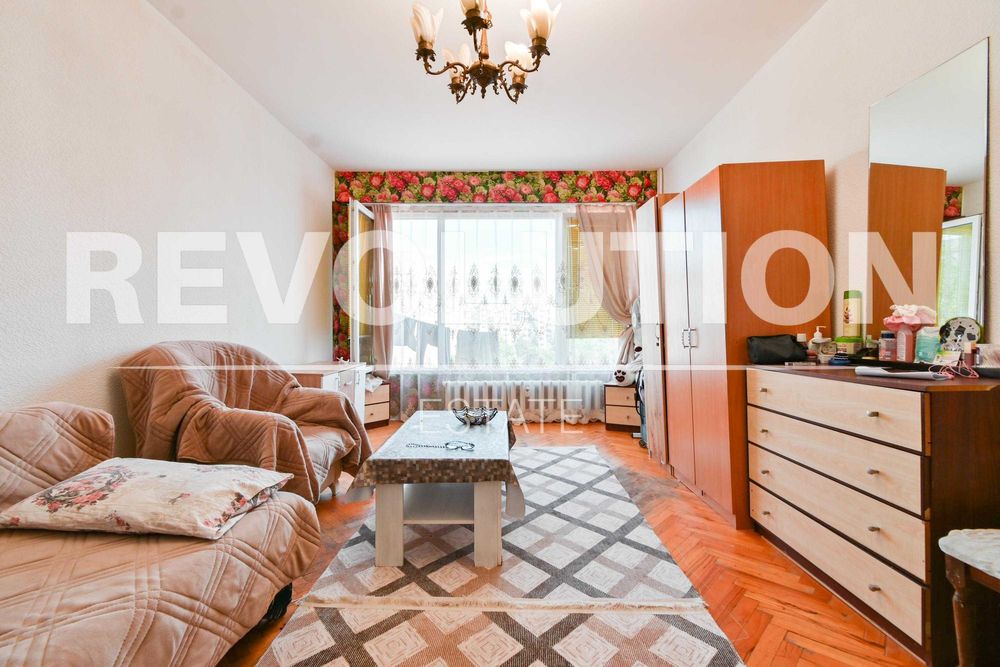 Едностаен апартамент в ж.к. Люлин 7