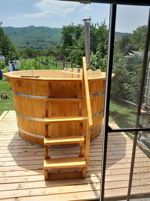 Vând ciubar din lemn