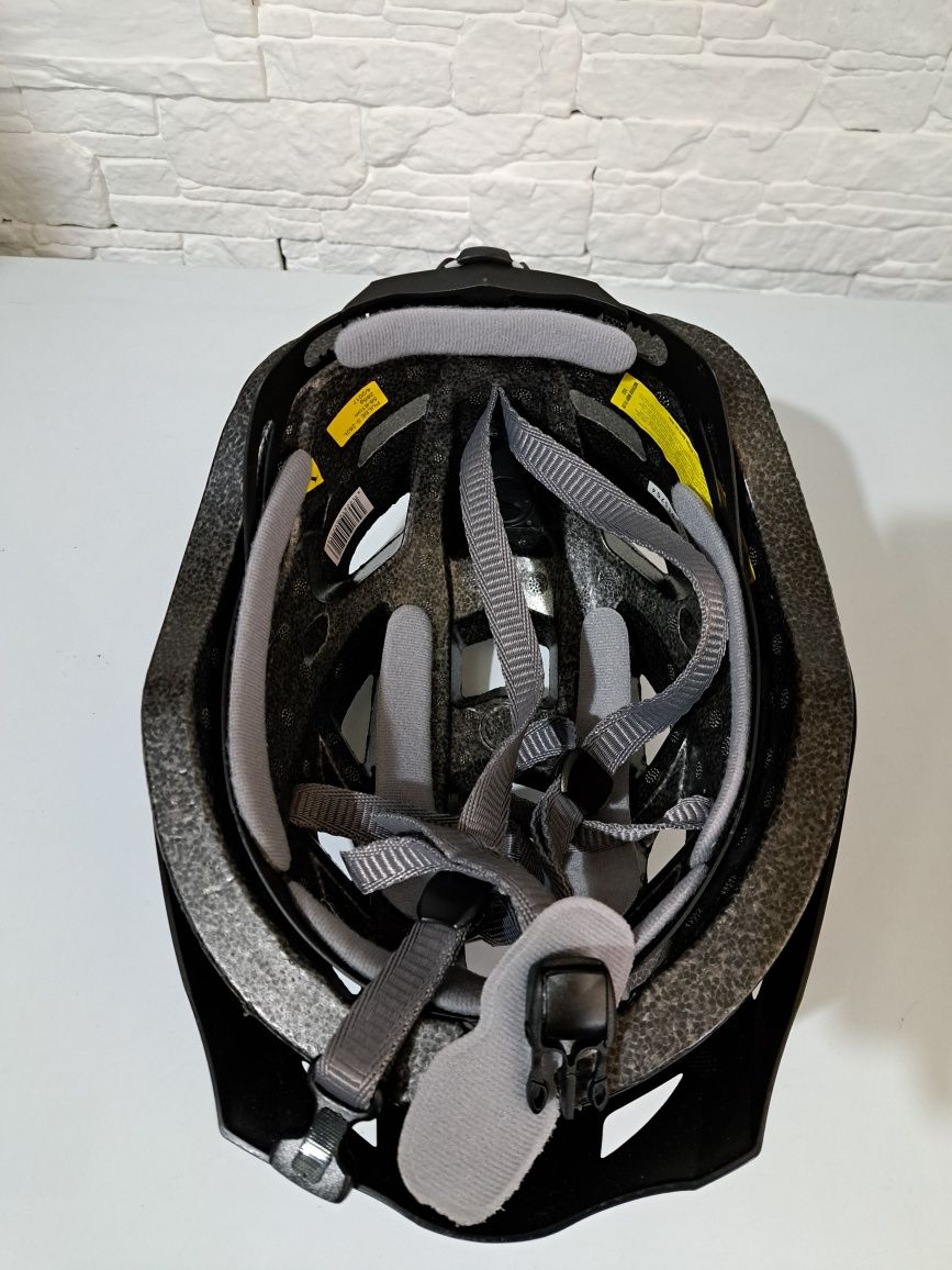 Шлем и Перчатки фирмы AUTHOR