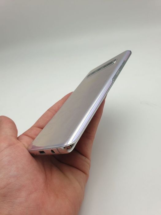 Obmen Samsung S10 5G. Holati zor ayibi yoq