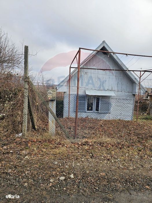 Teren  vanzare 1441 mp Cisnadioara strada Ciresilor