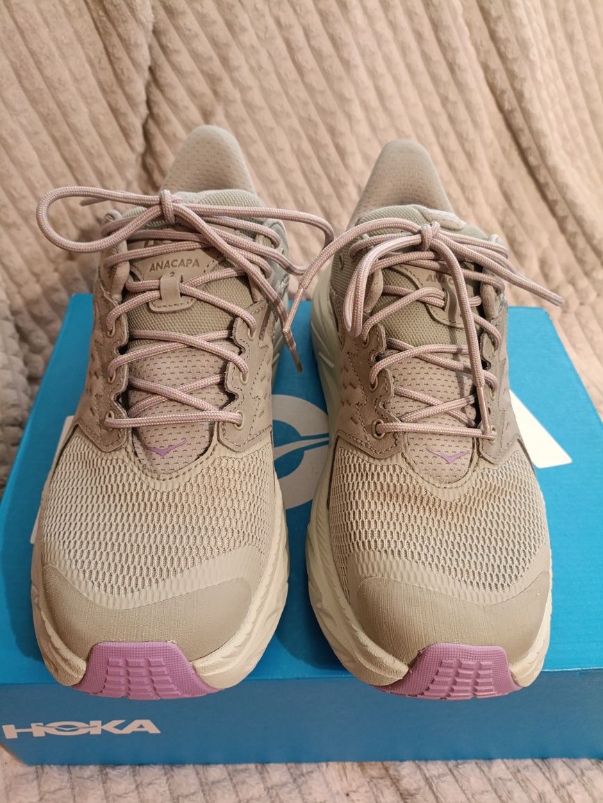 N. 39-40 Нови дамски маратонки Hoka "Anacapa GTX"