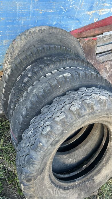 Cauciucuri 8.25 r20
