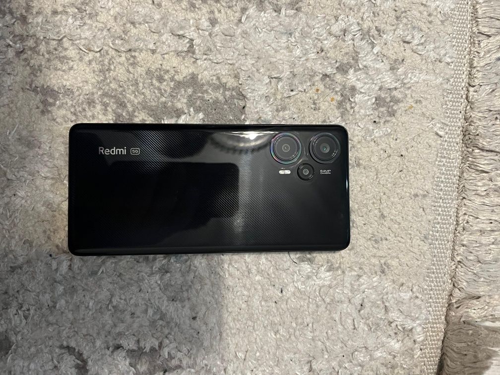 Poco f5  256 12+4 озу