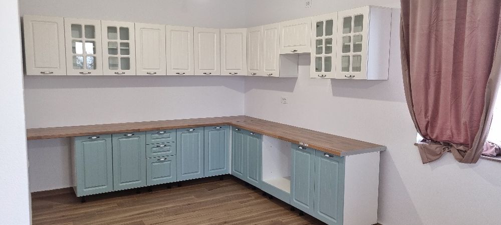 Mobila de bucatarie noua in forma L, SOFT CLOSE, Cuptor electric.