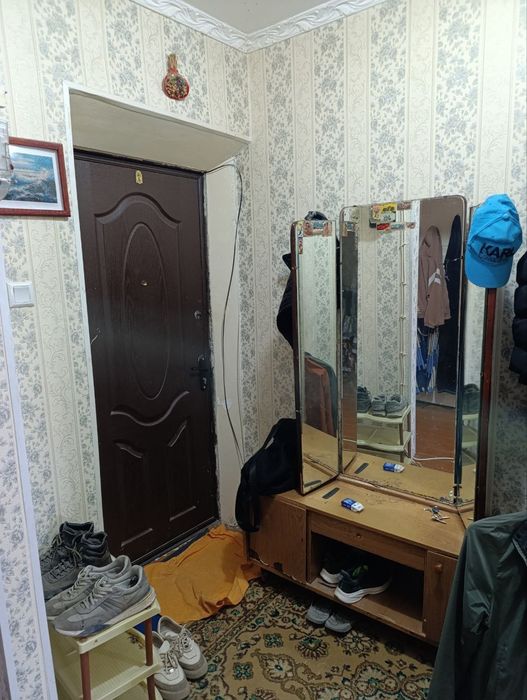 Продаётся 2х комнатная