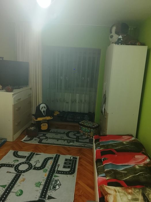 Apartament cu 3 camere