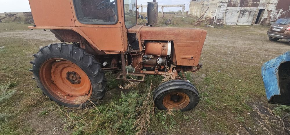Трактора  мтз80 ДТ 75 т25