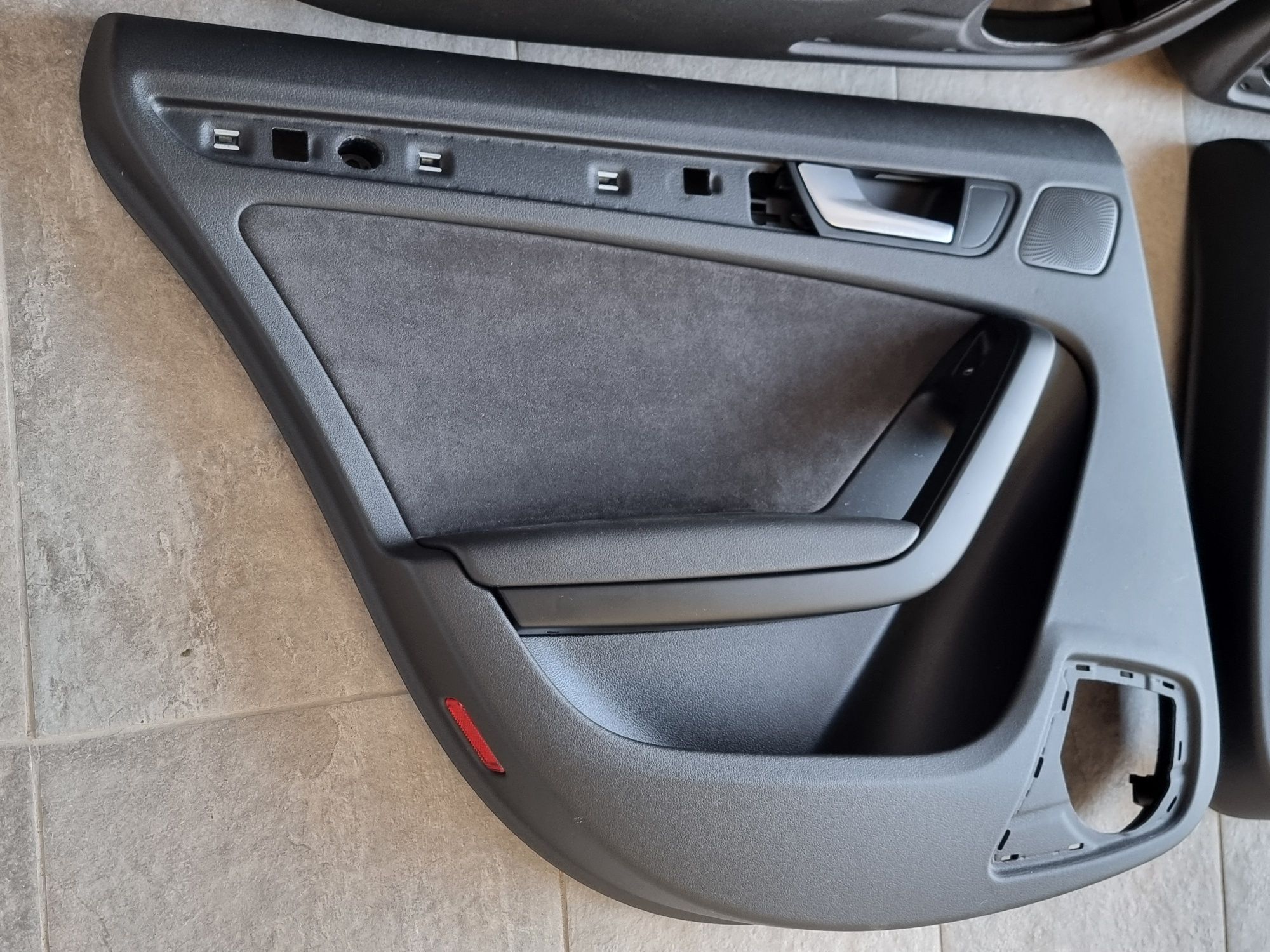 Кори за врати Audi A5 Sportback Алкантара