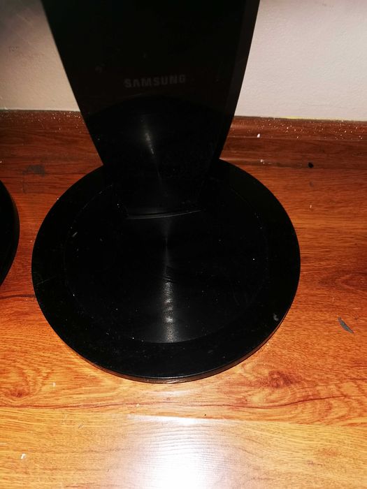 Sateliți Samsung