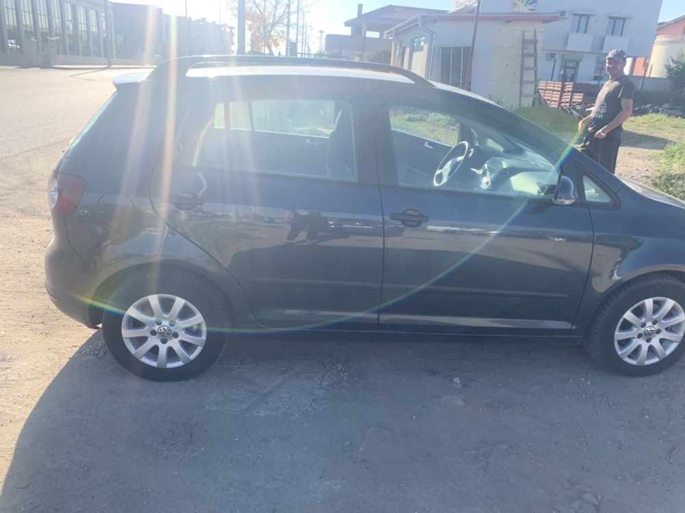 Golf 5 + Plus 1,9 BLS НА ЧАСТИ