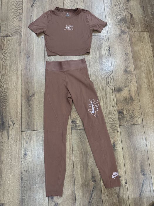 Дамски спортен сет Nike