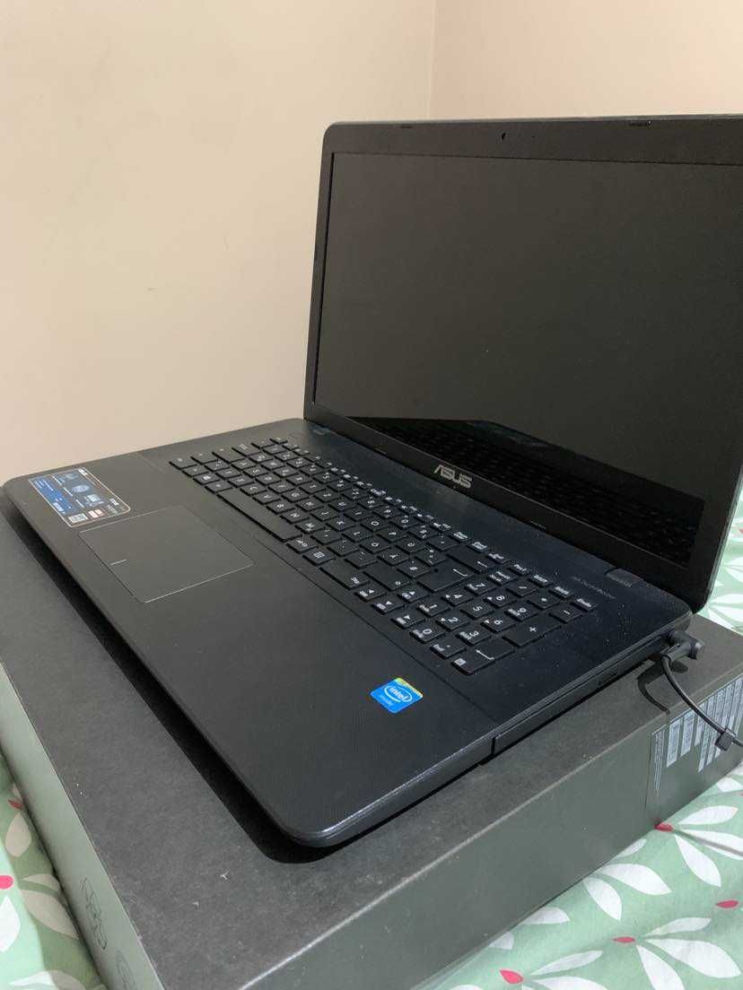 Vând laptop asus F751M