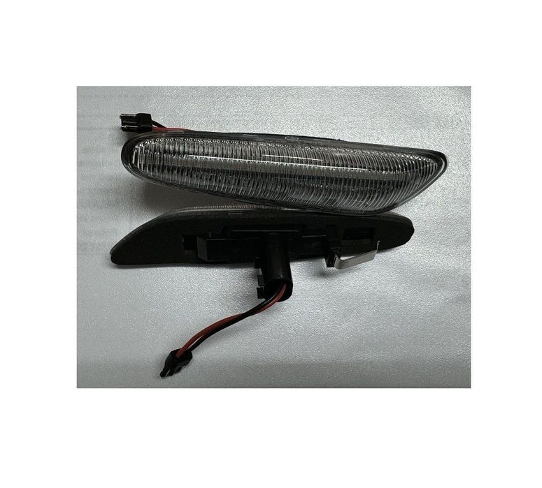 Set lampa semnalizare dinamica tuning Bmw Seria 3 E46 1998-2005, Seria 1 (E81/E82, E87/E88) 2004-2013; Seria 3 E90/E91, E92/E93; 2004-2013, Seria 5 (E60/E61, 2003-2010, X3 (E83), 2003-2010