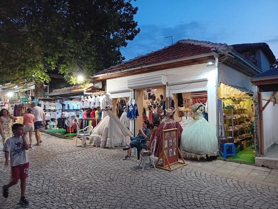 Продавам търговски обект в Черноморец