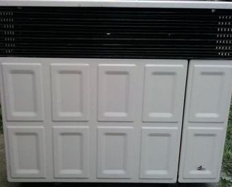 Convector pe gaz la horn lampard 400 lei ,stare buna