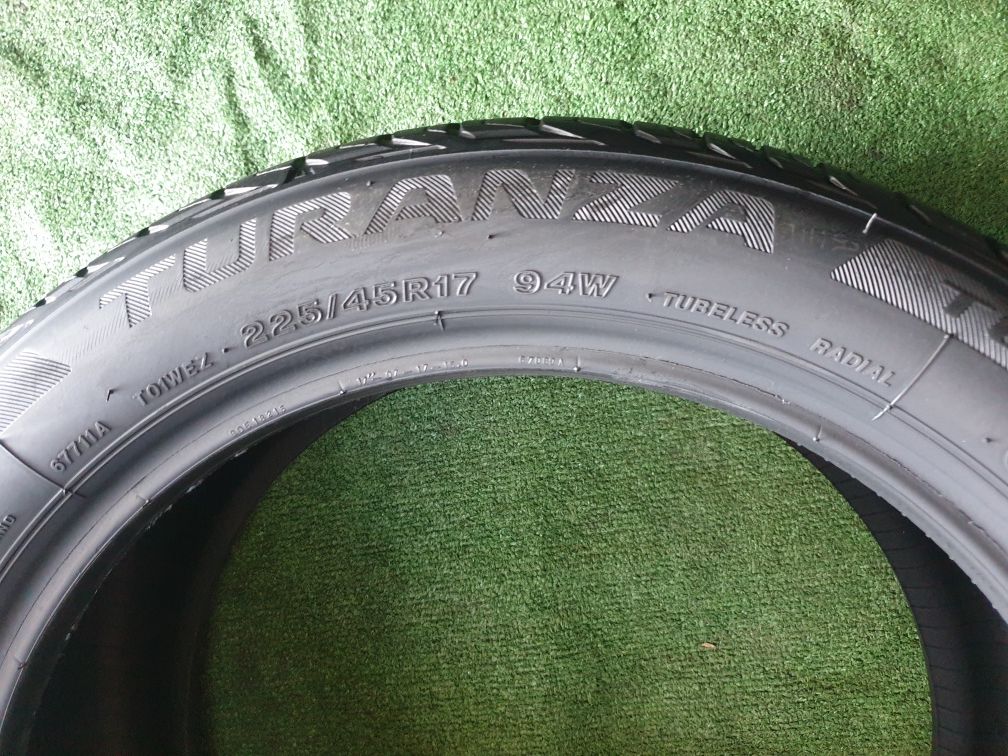 Anvelope 225 45 17 vara Bridgestone profil 5mm dot 15 18