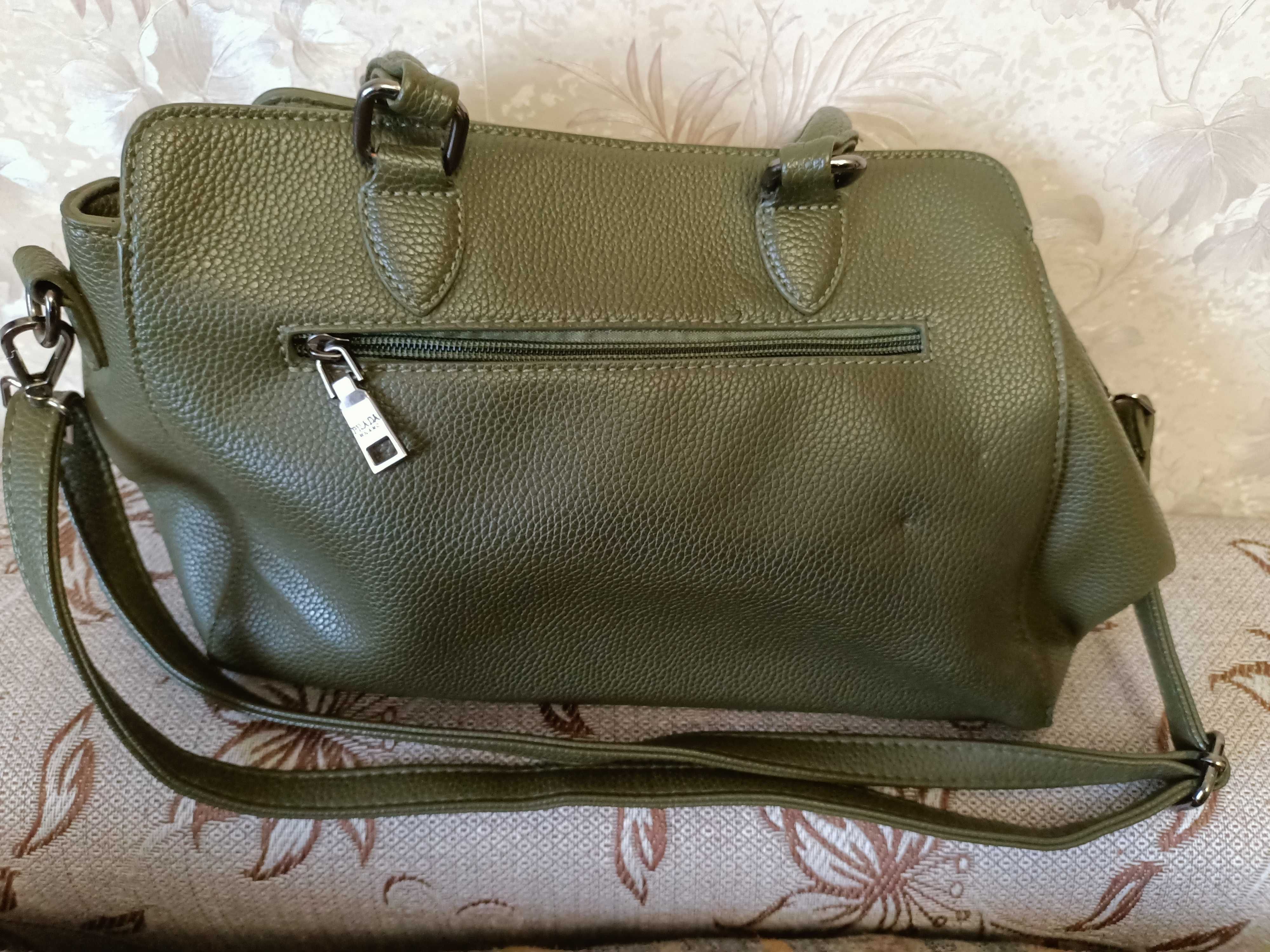 Женская сумка зелёная