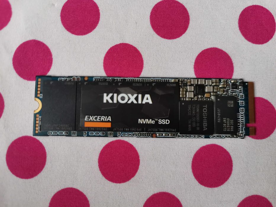 SSD Toshiba Kioxia exceria 500gb PCI Express x4 M.2 NVMe.