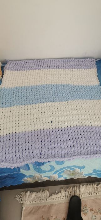 Продавам ръчно изплетени