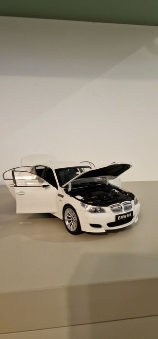 BMW M5 Kyosho Scala 1:18