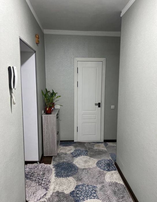 5 А Метрони 2 Бекатига якин 2 хонали квартира сотилади