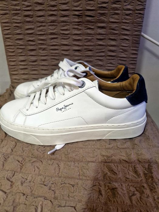 Дамски кецове от естествена кожа