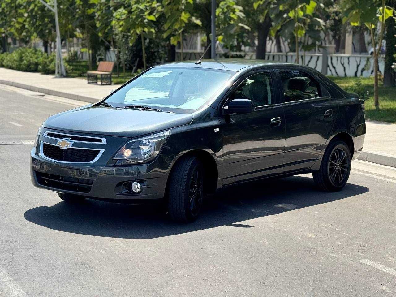 COBALT AVTOMAT MIDNAYT 2025y bez probeg Qora va Mokriy