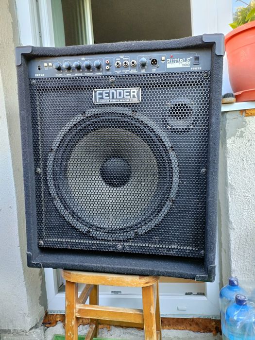 Fender Bass 100W