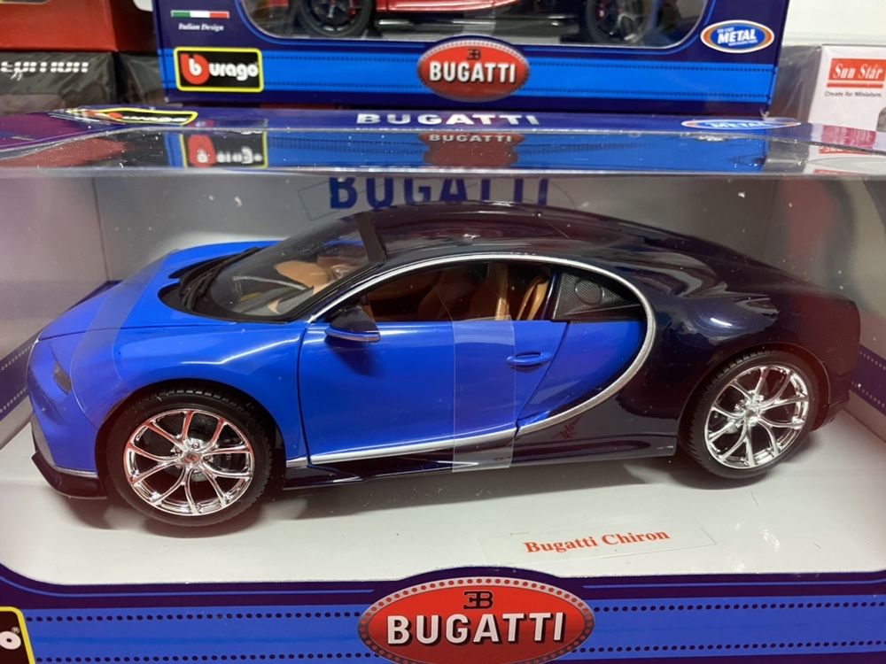 BBURAGO BUGATTI CHIRON albastru machetă auto de colecție scara 1:18