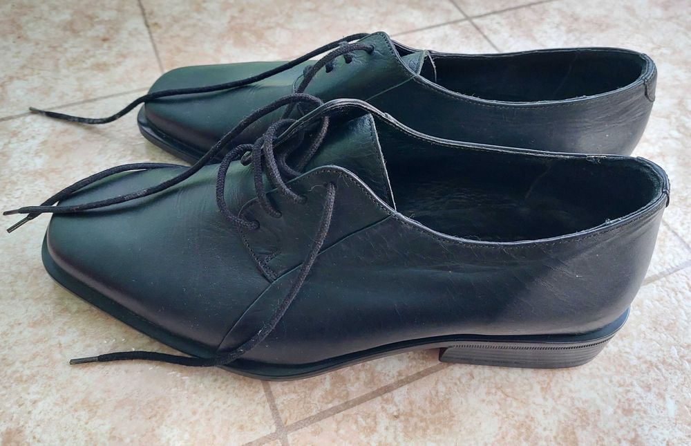 Мъжки обувки естествена кожа нови № 42