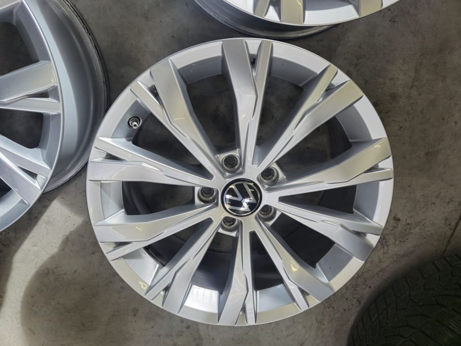 Jante Vw Tiguan R17 originale stare impecabila/ Vw Passat Golf 5 6 7 8