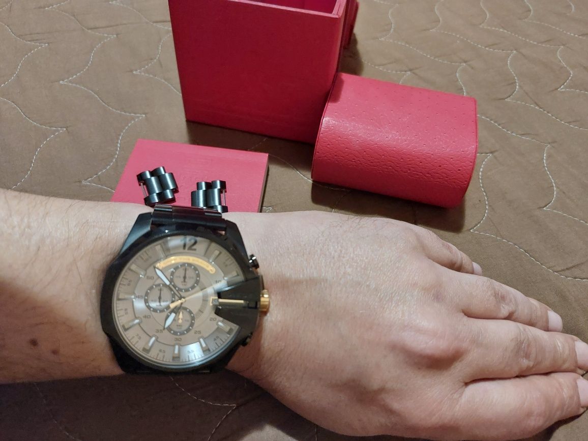 Часовник Diesel Chronograph