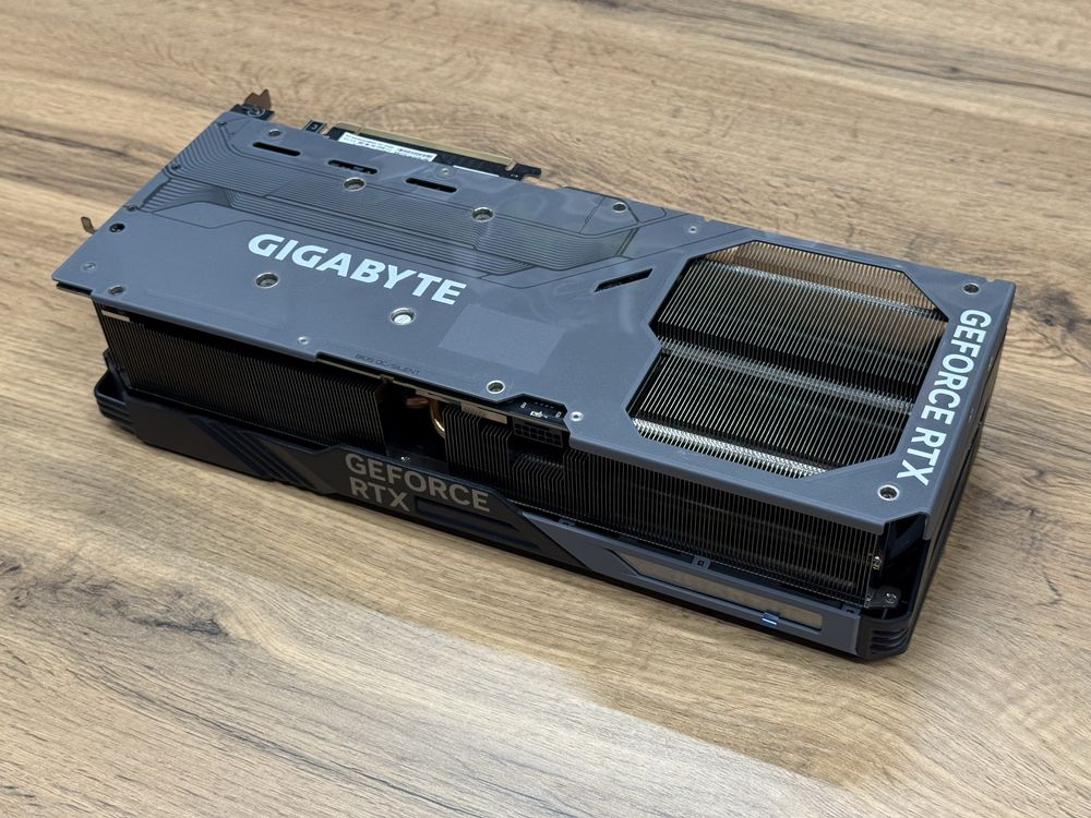 Видеокарта Gigabyte RTX 4090 24gb Gaming OC, GDDR6X