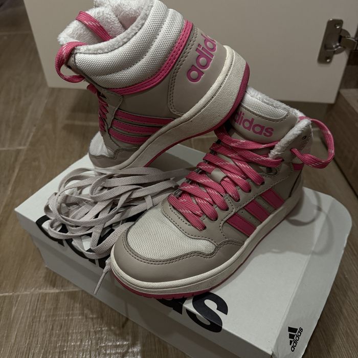 Маратонки зара/адидас/skechers