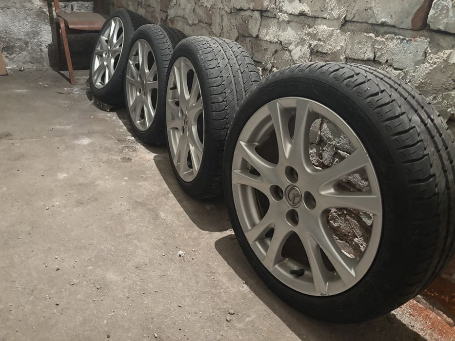Продавам джанти с гуми за MAZDA 2