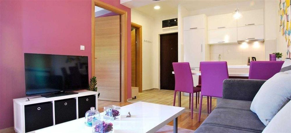 Дава се под наем Двустаен апартамент в Бургас, Лазур - 57 кв.м за 204 € - Снимка #5