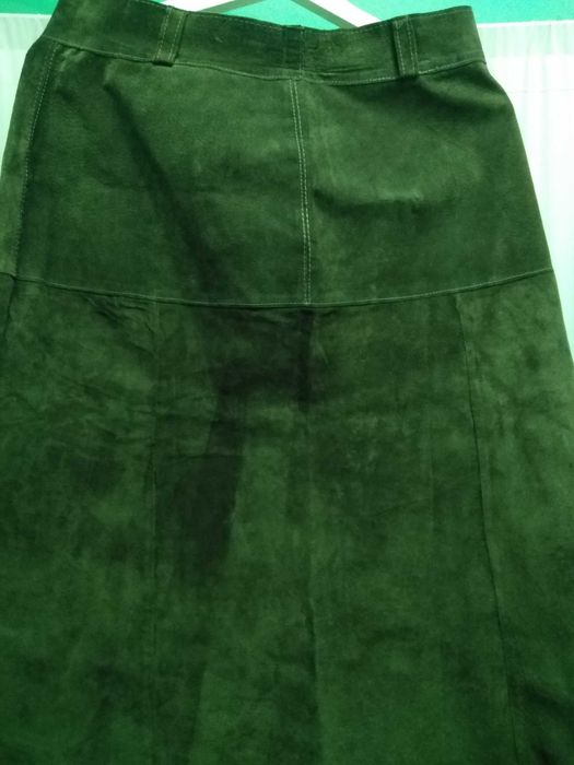 Fusta din piele intoarsa culoare maro,noua