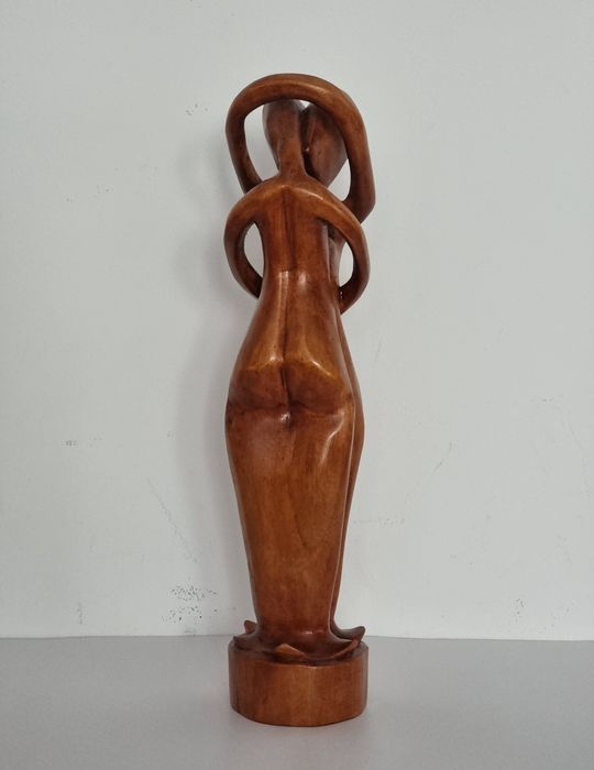 Sculptură abstracta din lemn "Everlasting Love"