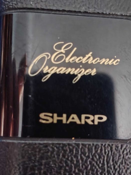 SHARP Electronic Organizer IQ7100M calculator agenda de colecție